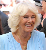 Camilla Parker-Bowles - Garnet Star a necklace by Akelo
